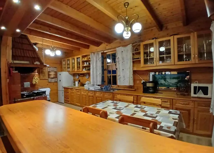 Dom Na Mazurach Wynajem Caloroczny Blisko Jeziora Nidzkie Bilard Sauna * Pogobie Tylne